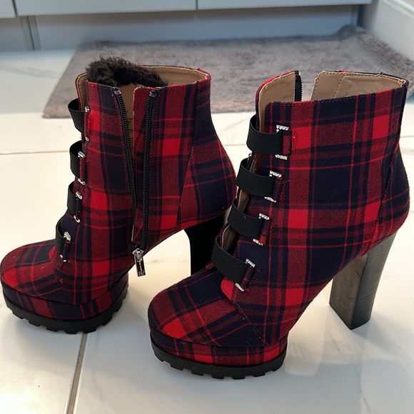 Jessica Simpson Boots - Size 10 - Red Plaid - Picture 3 of 5